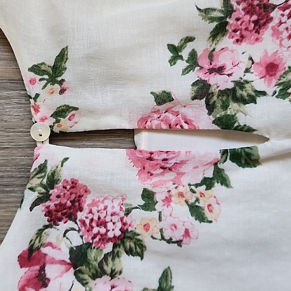 Vici Floral Mini Dress - White and Pink - Picture 12 of 13